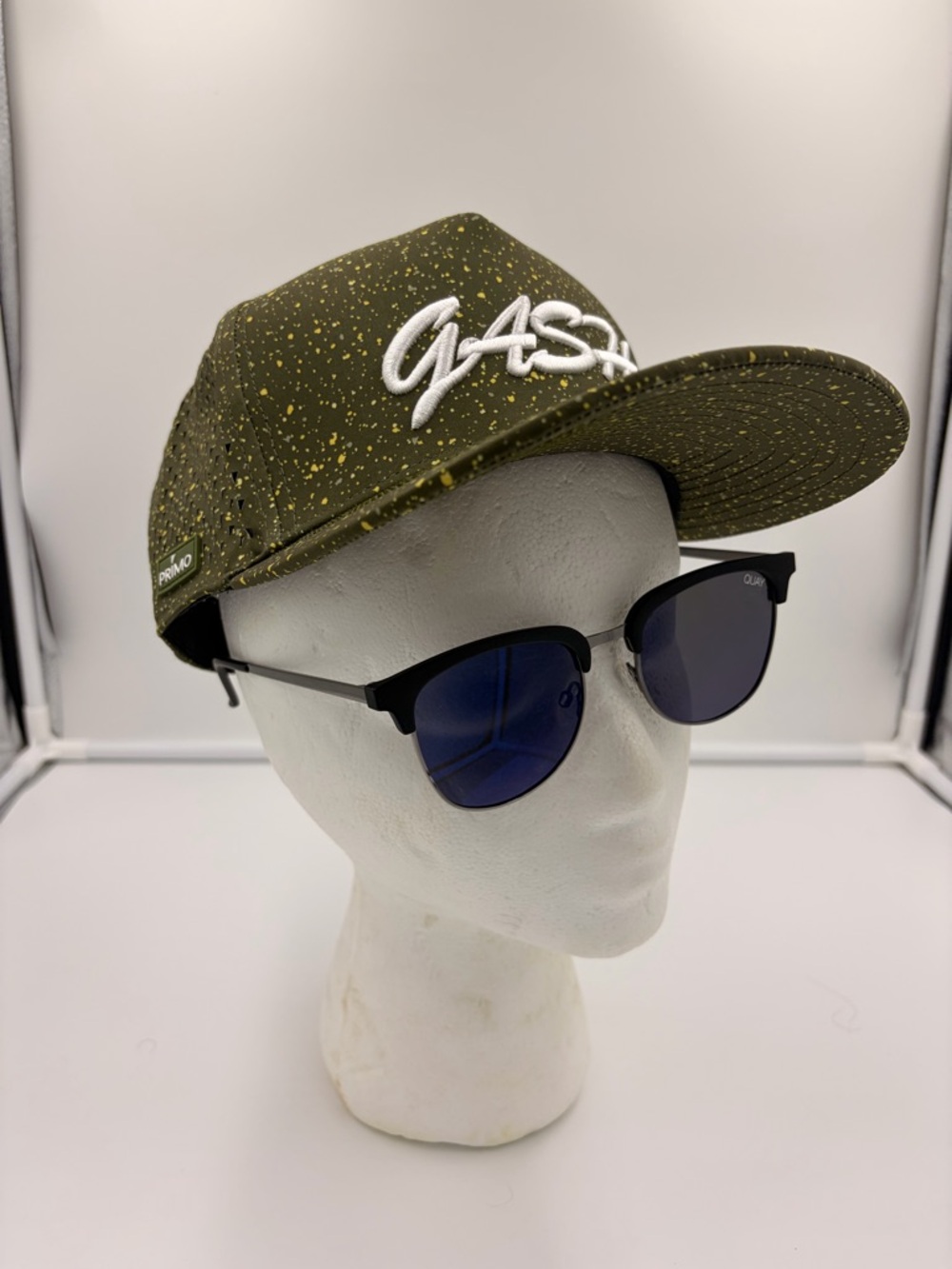 Primo CASH Script Mesh Logo Snapback Golf Cap Black with Gold Speckle Brand NWT